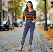 Load image into Gallery viewer, Everstretch Straight Ankle Jeans with Raw Bottom