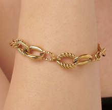 Load image into Gallery viewer, Amy Stainless Steel Gold Chain Link Bracelet by Brosway