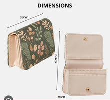 Load image into Gallery viewer, Cash and Card Snap Wallet Geometric