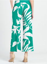 Load image into Gallery viewer, Clara Sunwoo Front Slit Ankle Petal Pants - Floral Branch in Green/Ivory
