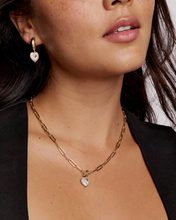 Load image into Gallery viewer, Kendra Scott Sasha Gold Heart Pendant Necklace Pearl