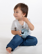 Load image into Gallery viewer, Silicone Snack Taker