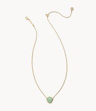 Load image into Gallery viewer, Kendra Scott Brynne Shell Pendant Necklace Gold Sea Green
