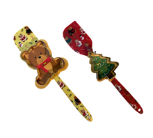 Load image into Gallery viewer, Spatula and Cookie Cutter Set, Tree or Teddy Bear
