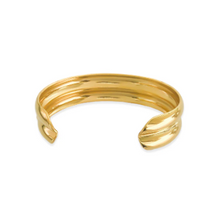 Load image into Gallery viewer, Trendy Gold or Silver Bracelet Water Resistant