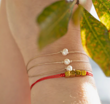 Load image into Gallery viewer, Thread of Grit Grace Gratitude MantraBand Bracelet