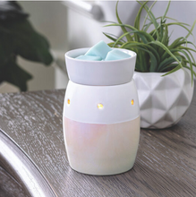 Load image into Gallery viewer, Iridescent Midsize Illumination Warmer