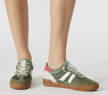 Load image into Gallery viewer, Steve Madden Verdict Sneaker in Green Multi