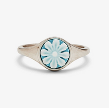 Load image into Gallery viewer, Pura Vida Cameo Flower Ring