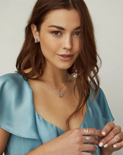 Load image into Gallery viewer, Kendra Scott Silver Elisa Necklace In Dichroic Glass