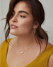 Load image into Gallery viewer, Kendra Scott Gold Elisa Necklace In Light Blue Illusion