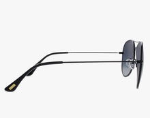 Load image into Gallery viewer, DIFF Eyewear Sunglasses Black Aviator Frame Grey Gradient Lens Cruz - unisex