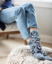 Load image into Gallery viewer, Cozy Cat Nap Lounge Socks in Black