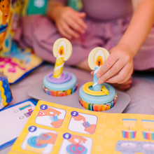 Load image into Gallery viewer, Melissa and Doug Blues Clues Birthday Cake Play Set