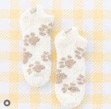Load image into Gallery viewer, Stone Paw Low Socks