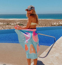 Load image into Gallery viewer, Pool Party Quick Dry Towel 61" X 31"