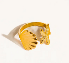 Load image into Gallery viewer, Étoilé 18K Gold Non-Tarnish Star and Shell Ring
