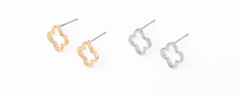 Load image into Gallery viewer, Dainty Clover Earrings
