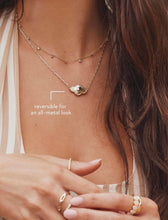 Load image into Gallery viewer, Abbie Medallion Gold Short Pendant Necklace Gold - Pink Mix
