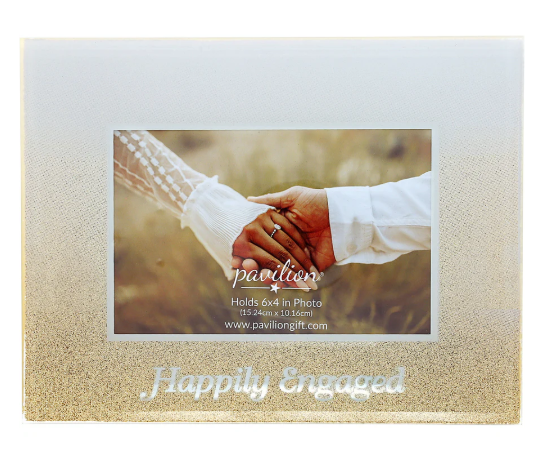 Happily Engaged 6 x 4 Picture Frame