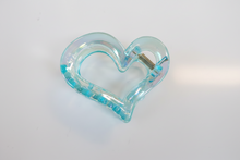 Load image into Gallery viewer, Heart Claw Hair Clips
