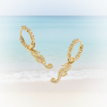 Load image into Gallery viewer, Kendra Scott Seahorse Huggie Earrings Gold

