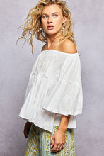 Load image into Gallery viewer, Off-Shoulder Floral Embroidery Top
