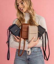 Load image into Gallery viewer, Kedzie Eclipse Smartphone Crossbody in Cream
