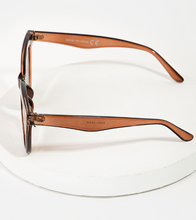 Load image into Gallery viewer, Acetate Frame Fashion Sunglasses
