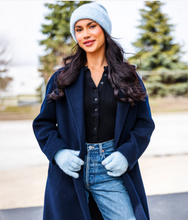 Load image into Gallery viewer, Powder Knit Ultra Soft Gloves Blue
