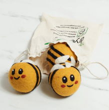 Load image into Gallery viewer, Laundry Busy Bee Wool Dryer Balls
