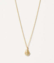 Load image into Gallery viewer, Spartina Sea La Vie Necklace Seas the Day/Oyster Gold
