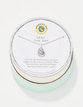 Load image into Gallery viewer, Sea La Vie Necklace Seas the Day/Oyster Silver
