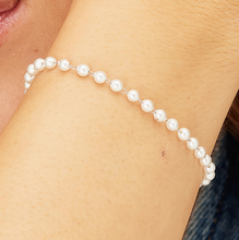 Load image into Gallery viewer, Stainless Steel Bracelet with Shell Pearls by Brosway
