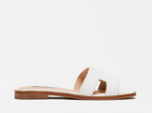 Load image into Gallery viewer, Steve Madden Hayden Sandal in White
