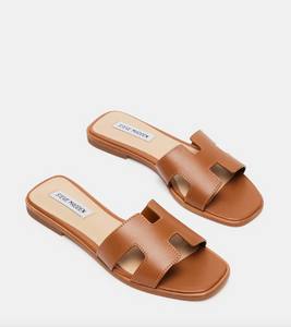 Steve Madden Hadyn Sandals in Cognac