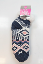 Load image into Gallery viewer, Warm and Snuggly Sherpa-lined Socks - size 9-11
