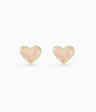 Load image into Gallery viewer, Kendra Scott Gold Ari Heart Stud Earrings In Rose Quartz
