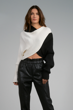 Load image into Gallery viewer, Elan Black and White Colorblock Sweater - 50% OFF!
