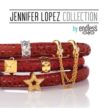 Load image into Gallery viewer, Jennifer Lopez Double Red Reptile 7.5 Leather Wrap Bracelet
