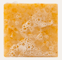 Load image into Gallery viewer, Dr. Squatch Grapefruit IPA 5oz Men&#39;s Natural Soap

