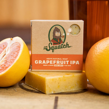 Load image into Gallery viewer, Dr. Squatch Grapefruit IPA 5oz Men&#39;s Natural Soap
