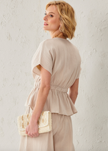 Load image into Gallery viewer, Tan Sinched Waist Top
