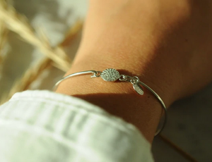 Sterling Silver Pavé Disk Icon Bangle