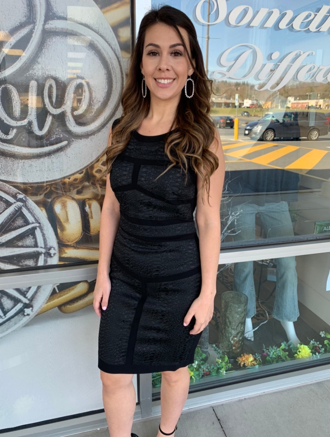 Diane von Furstenberg Black Sheath Dress SALE $99.00! Something Different Shopping Diane von Furstenberg Black Sheath Dress SALE $99.00! Something Different Shopping