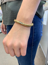 Load image into Gallery viewer, Jennifer Lopez Golden Leather Single Wrap Bracelet
