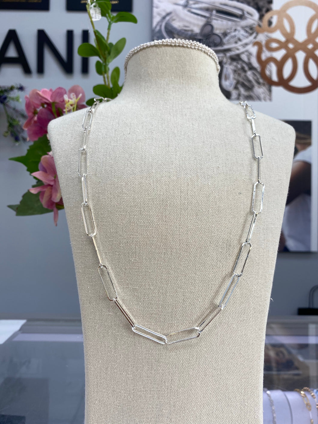 Trendy Silver Paper Clip Link Necklace