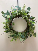 Load image into Gallery viewer, Succulent Wreath

